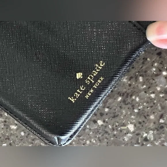 Kate Spade Black Laurel Way Iphone Wristlet Wallet | Leather Passport Travel - Picture 6 of 11